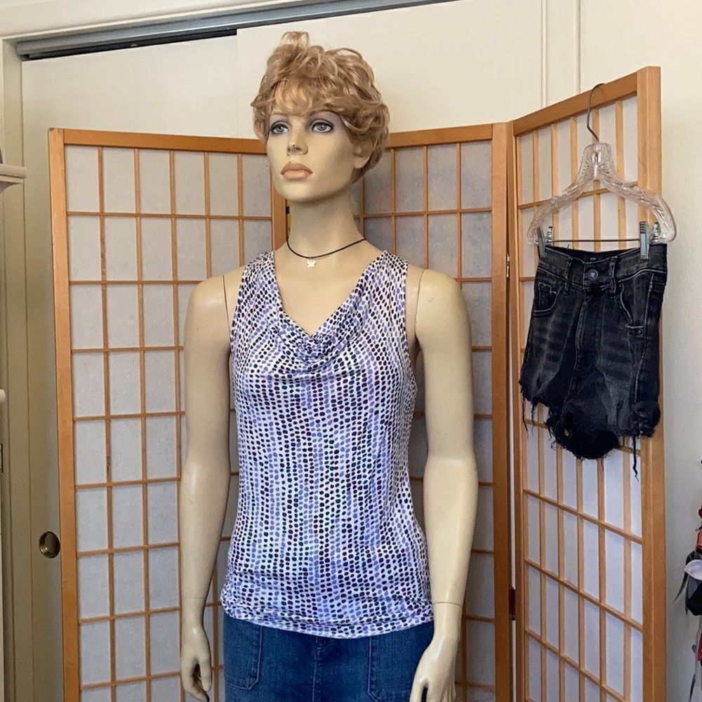 3/$20 Banana Republic Sleeveless Top - Picture 2 of 8